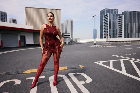 Curated Online Fashion Storefronts