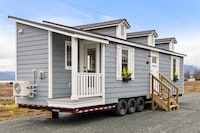 Cottage-Inspired Tiny Homes Image 1