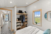 Cottage-Inspired Tiny Homes Image 8
