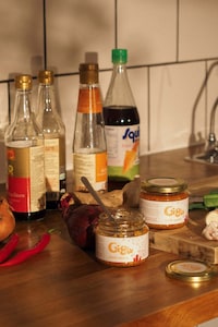 Singaporean Cuisine Sauces Image 1