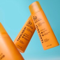 Protective Skin-Brightening Cosmetics Image 1