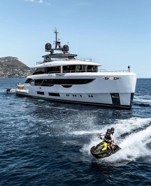 Exclusive Superyacht Designs