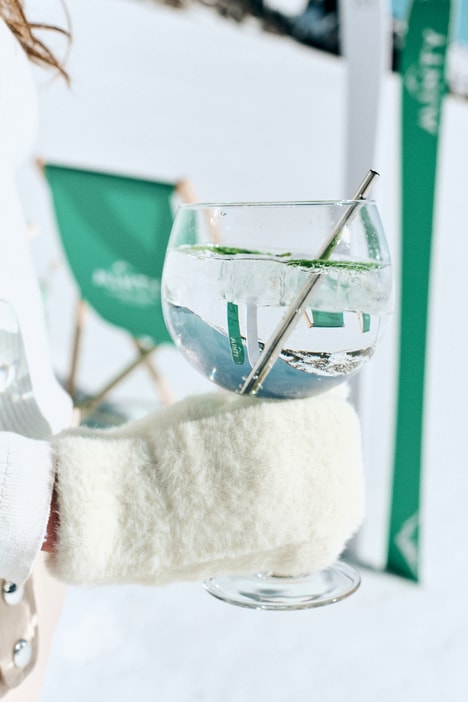 Transparent Mint Liqueurs