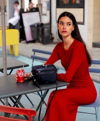 Spacious Crossbody Handbags Image 3