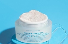 Lightweight Hyaluronic Jelly Moisturizers