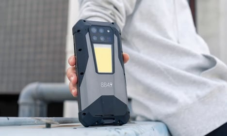 Off-Grid Entertainment Smartphones
