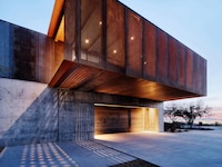 Water Basin-Based Modern Residences Image 2