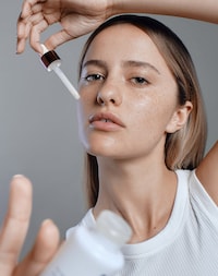 Skin Strengthening Serums Image 1