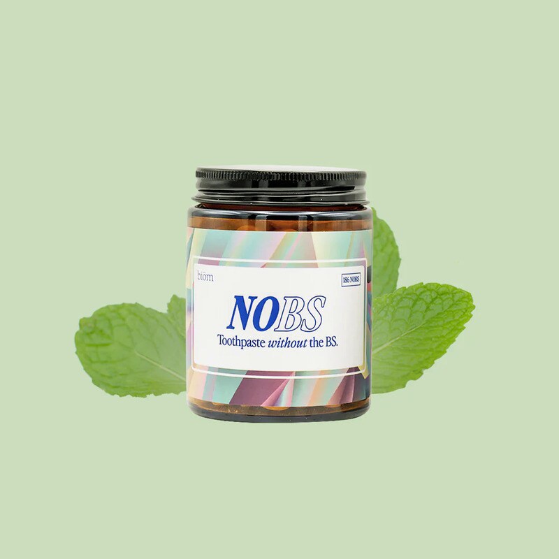 Sustainable Toothpaste Alternatives Article Thubnail