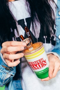 Ramen-Themed Smoking Accessories Image 1