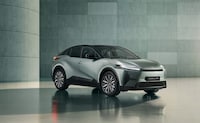 Compact Electric Urbanite CUVs Image 1