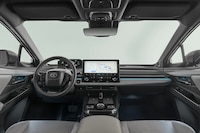 Compact Electric Urbanite CUVs Image 5