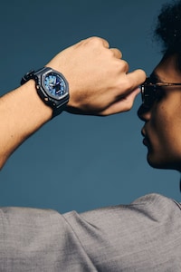 Rugged Sea-Hued Timepieces Image 3