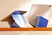 Shapeshifting Tablet Workstation Cases Image 1