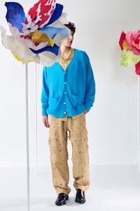 Bright Color-Based Spring Fashion Image 2
