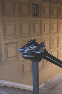 Retro Aesthetic Lifestyle Trainers Image 8