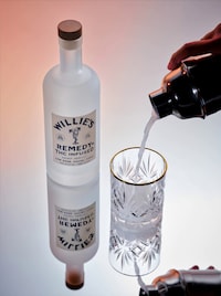 THC-Infused Social Tonics Image 4