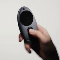 Pebble-Shaped Vlogging Cameras Image 5
