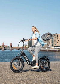 Fat Tire Urbanite eBikes Image 2
