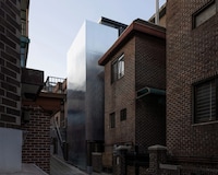 Steel Facade-Wrapped Residences Image 3