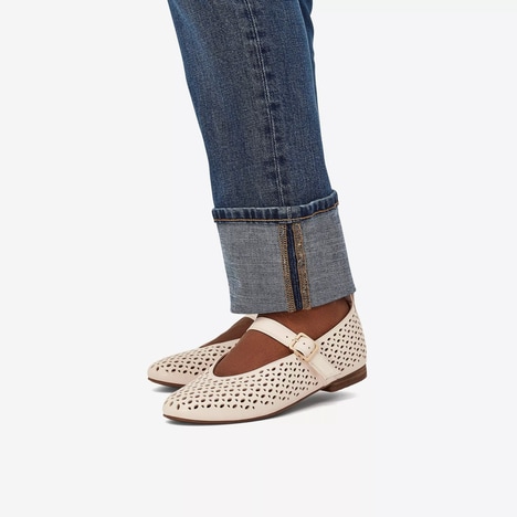 Comfortable Spring-Forward Footwear
