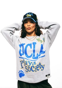 Women&rsquo;s College Basketball-Themed Capsules Image 1