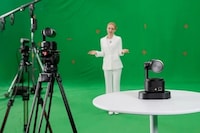 AI-Powered PTZR Cameras Image 2