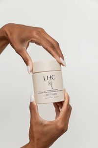 Hair Care-Focused Supplements Image 4
