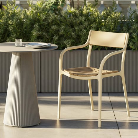 NYC-Inspired Outdoor Dining Chairs