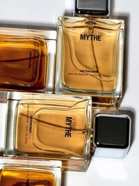 Modern Luxury-Focused Fragrance Lines Image 3