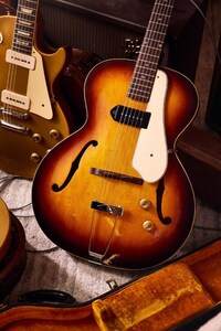 Rare Vintage Guitar Designs Image 5