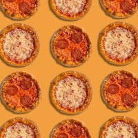 Mini Plant-Based Pizzas