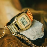 Timeless Metallic Watches Image 4