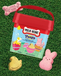 Marshmallow-Flavored Dog Biscuits Image 1