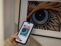 Full-Color E-Ink Artwork Displays Image 7