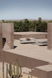 Californian Desert Modern Guesthouses Image 1