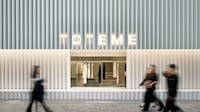 Staircase-Centric Flagship Stores Image 4