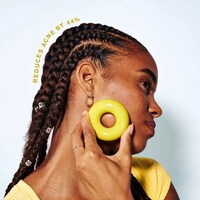 Donut-Shaped Acne Devices Image 2