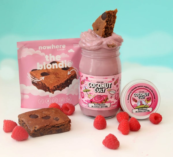 Blondie-Infused Probiotic Yogurts