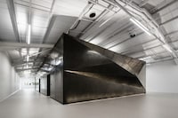 Technology-Fusing Laboratory Spaces Image 3