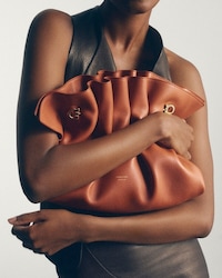 Stunning Soft-Bag Collections Image 1