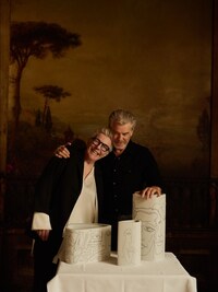 Exquisitely Artistic Vase Collections Image 3
