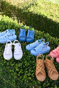 Summer-Ready Comfortable Sandal Designs Image 3