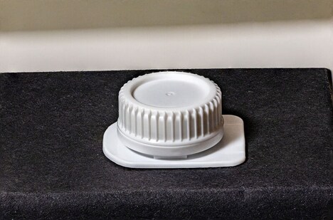 Precision Closure Carton Spouts