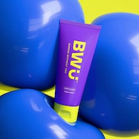 Bouncy Pink Moisturizers Image 4