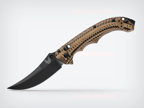 Streamlined Pocketable Knives