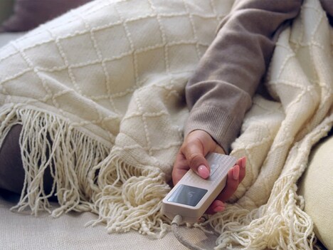 Cozy Heated Sofa Blankets