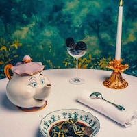 Amusement Park Fine Dining Image 2
