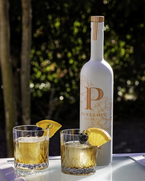 Peach-Flavored Ready-To-Pour Cocktails