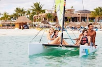 Summertime Hotel Referral Campaigns Image 1